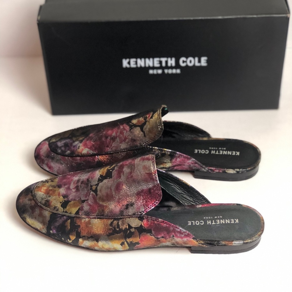 Kenneth Cole Floral Slip-On Loafers